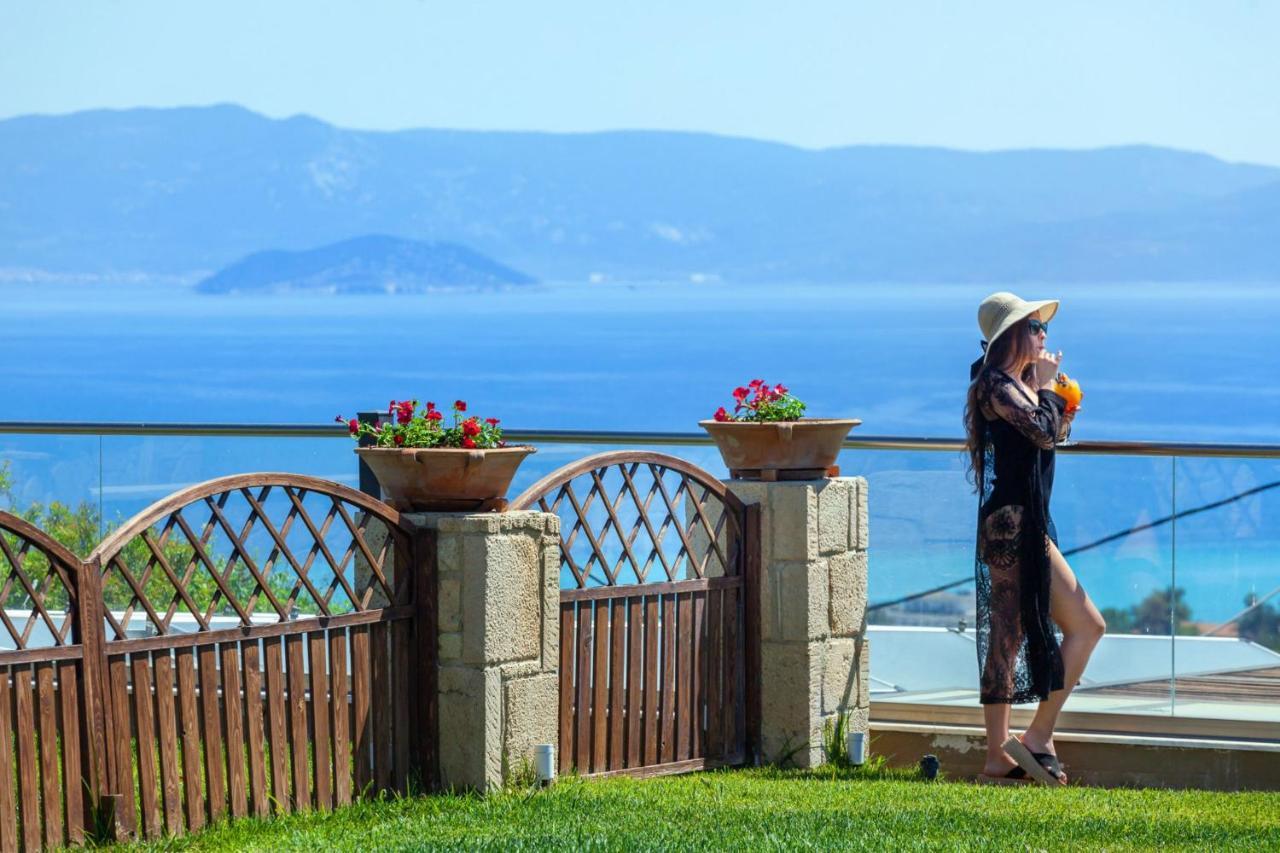 Sunny Villa Grande Hanioti Buitenkant foto