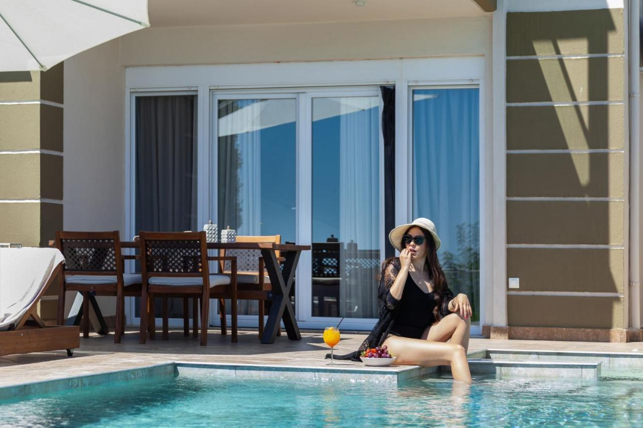 Sunny Villa Grande Hanioti Buitenkant foto
